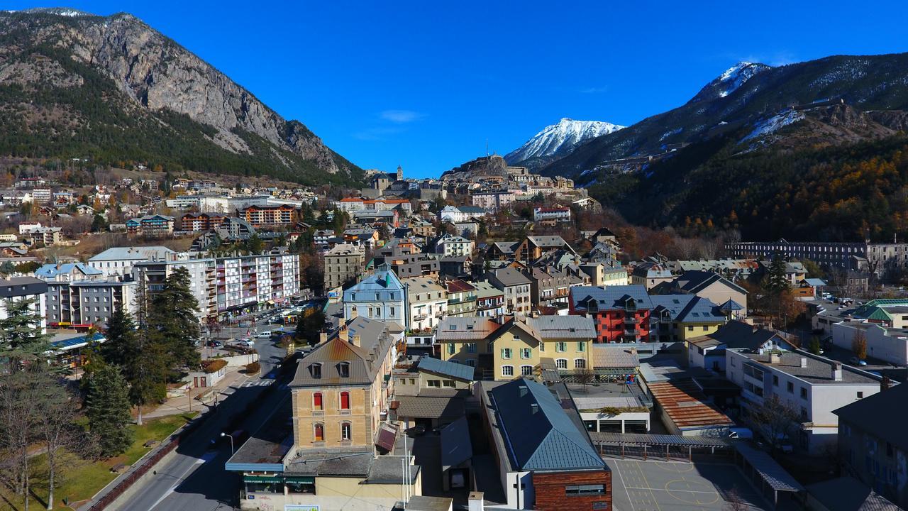 Hotel Mont-Brison Briancon  Exterior photo